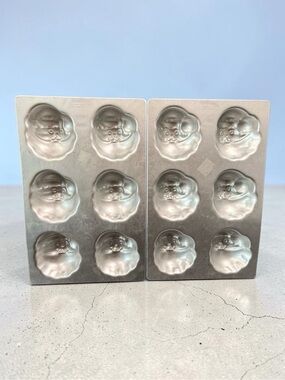 AMSCAN INC Santa Claus Mold Pan (Set of 2)